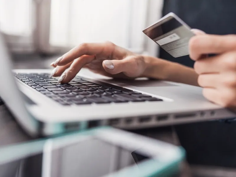 credit-card-spending-lockdown-1594886603Hhz0w