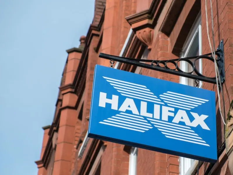 halifax-bank-1607100841JxQiw