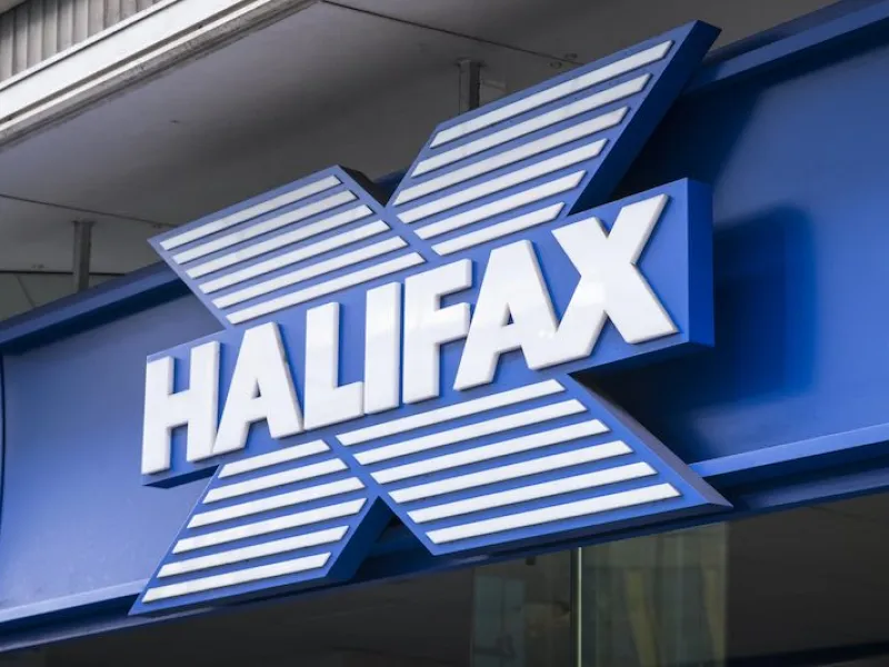 halifax-and-digital-challengers-win-current-account-wars-1611950393U6R2u