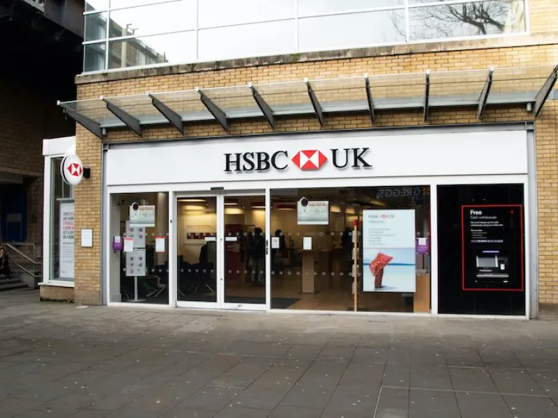hsbc-to-close-82-branches-this-year-1611112211lk73j