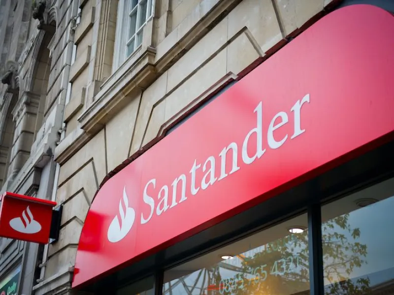 santander-and-nottingham-bs-relaunch-90-ltv-mortgages-1611282687LaeVs