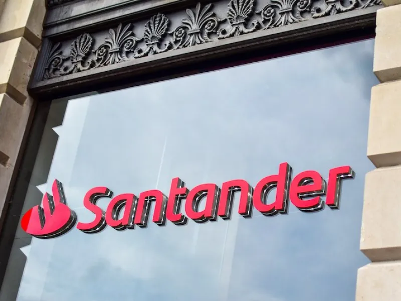 santander-to-cut-interest-on-its-123-accounts-for-the-third-time-in-a-year-1610737805k7EXI