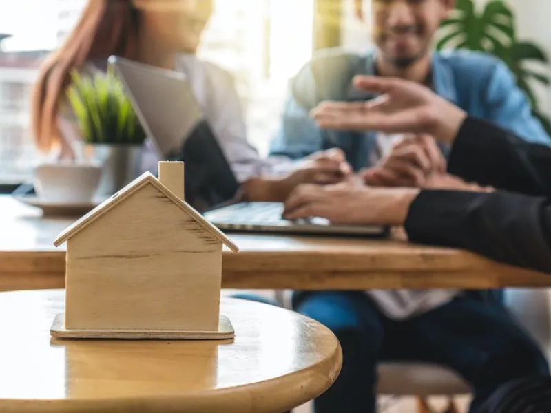 third-of-homebuyers-missing-out-on-savings-by-failing-to-haggle-1613074742P85Ir