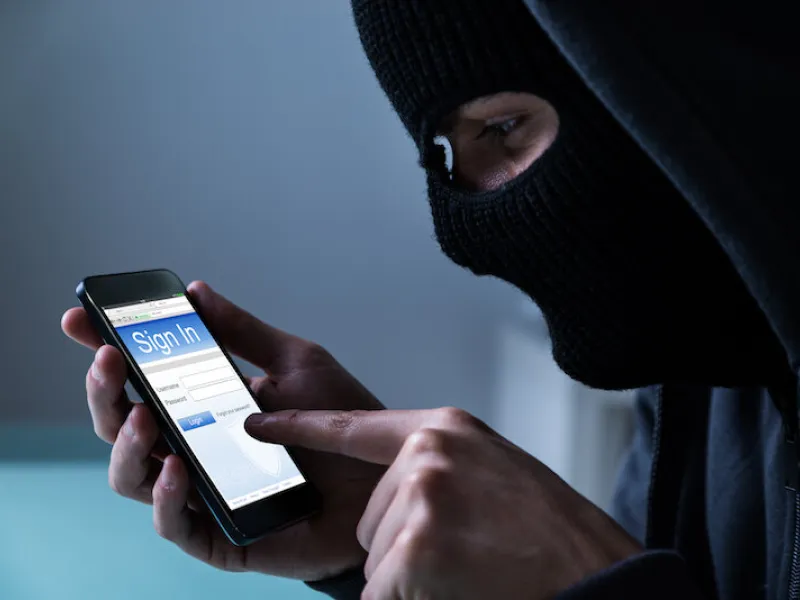banking-customers-warned-about-rise-in-text-based-scams-1-1617142997Zu1bf