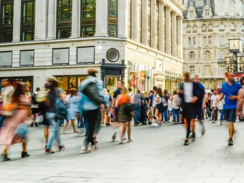 retail-footfall-1618932171IYDiq