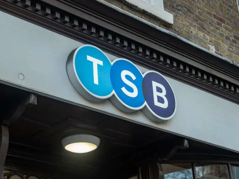 hsbc-and-tsb-launch-mortgages-at-record-low-rate-of-094-1-1625822404v7CCc
