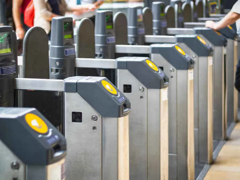 dont-use-visas-on-apple-pay-for-transport-security-experts-warn-1-1633387368Acvni