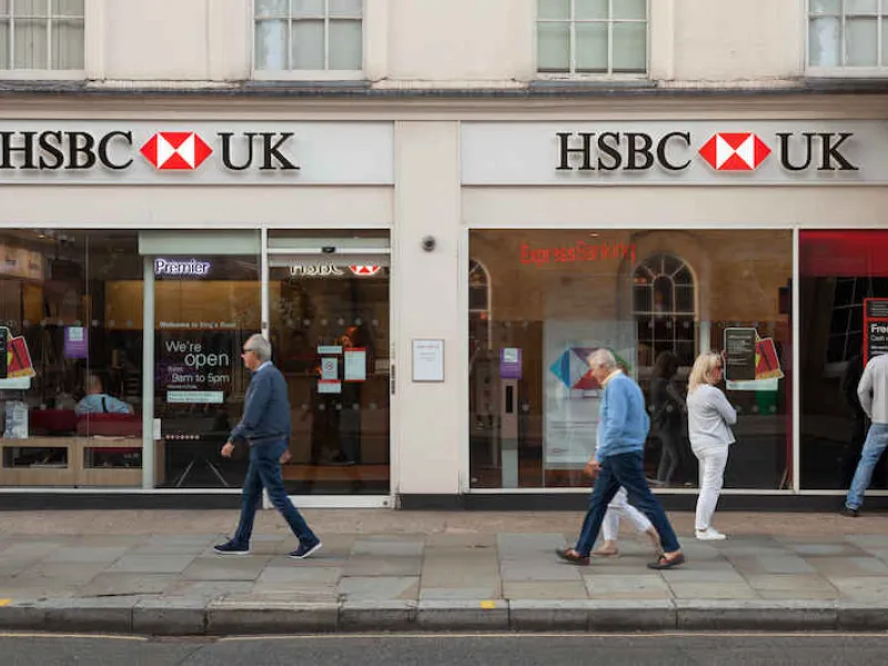 hsbc-introduces-22quiet-hour22-in-branches-for-customers-with-hidden-disabilities-1635274684kPhJv