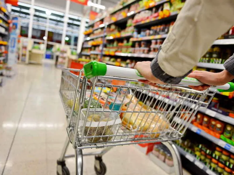 households-spending-89-month-more-on-energy-food-and-fuel-lloyds-reveals-1659022078jkMHW.jpg