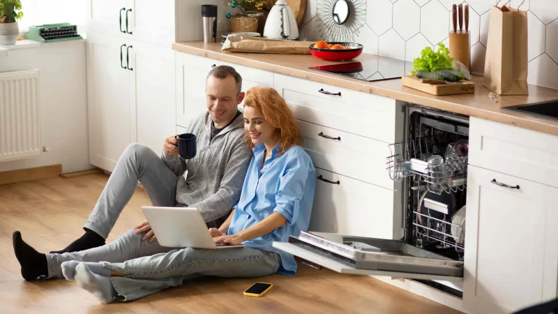couple-enjoying-quality-time-home-(1)-(1)